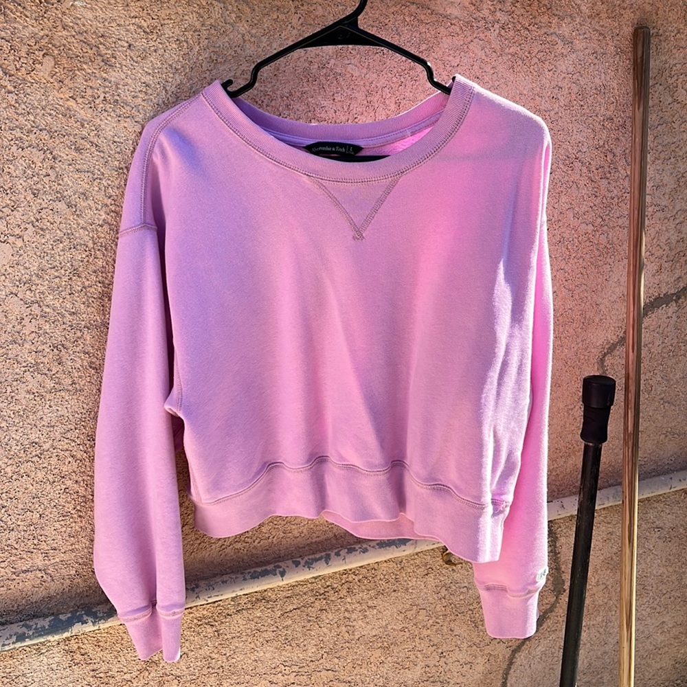 Abercrombie and Fitch Cropped Sweater
